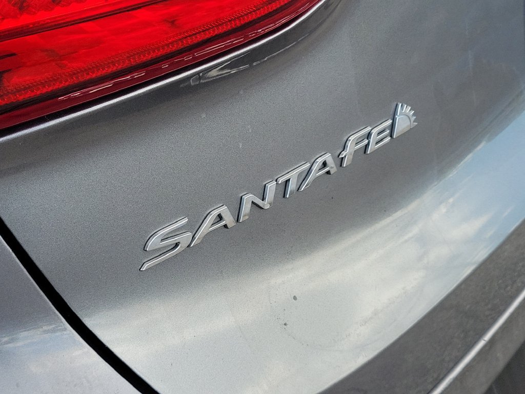 Used 2019 Hyundai Santa Fe FWD image 5