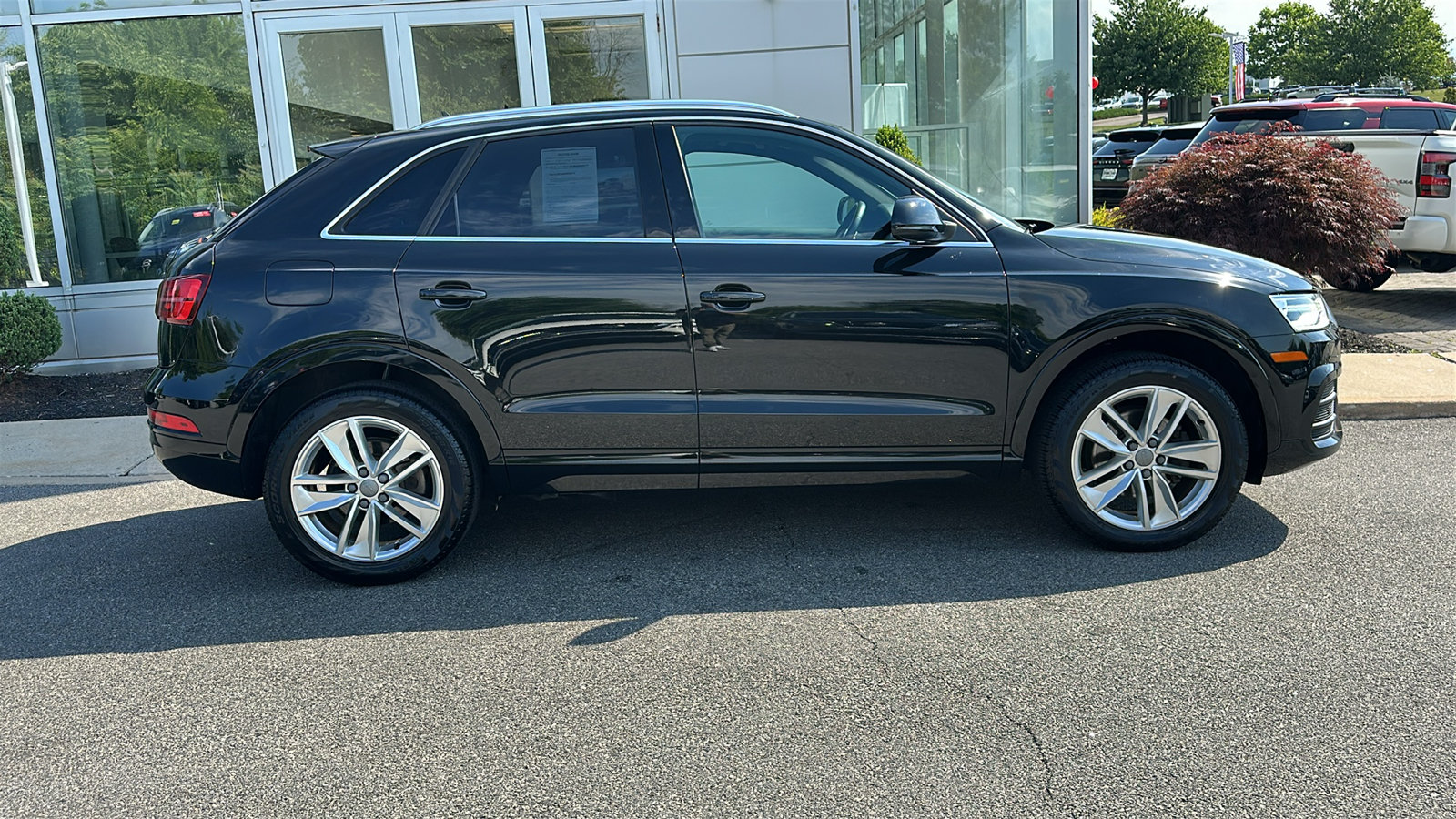 Used 2016 Audi Q3 2.0T Premium Plus w/ Technology Package AWD/4WD image 28