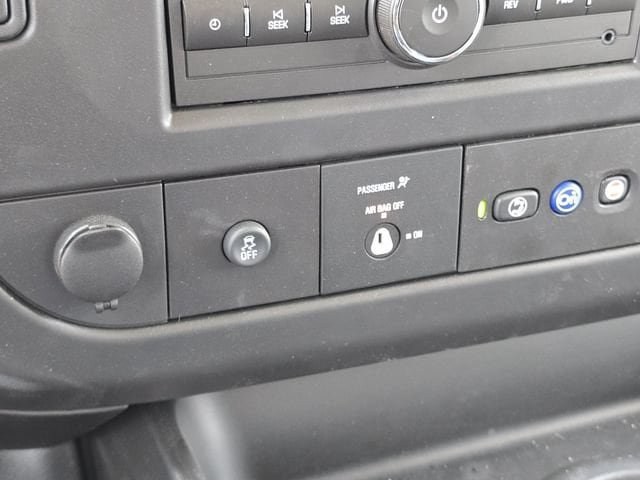 New 2026 Chevrolet Express 3500 w/ Power Convenience Package RWD image 6