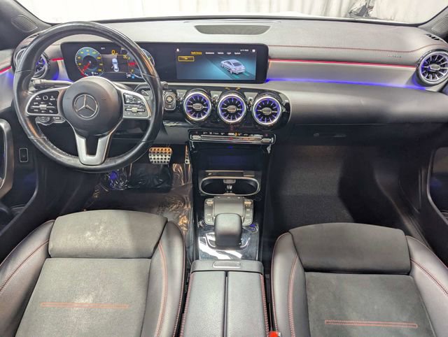 Used 2022 Mercedes-Benz CLA 250 image 6