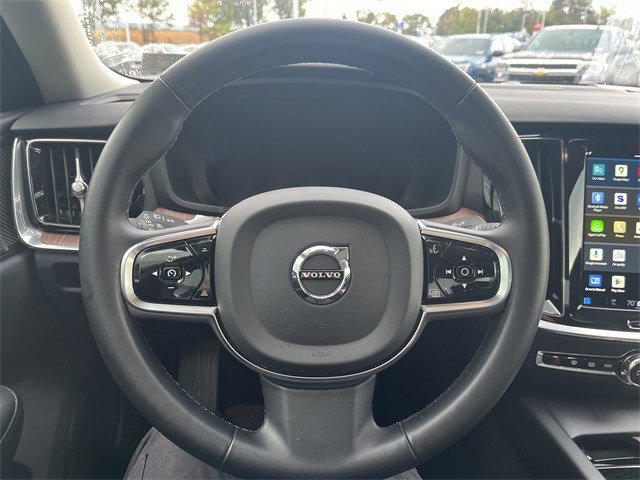 Used 2024 Volvo S60 B5 Plus image 27