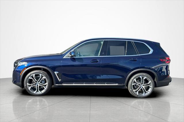 New 2026 BMW X5 sDrive40i w/ Premium Package RWD image 2