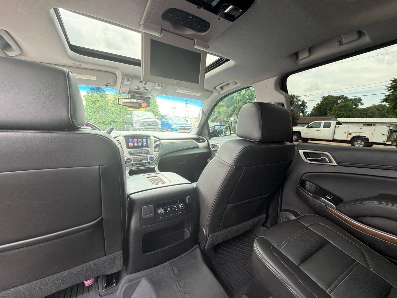 Used 2019 GMC Yukon XL Denali w/ Denali Ultimate Package AWD/4WD image 28