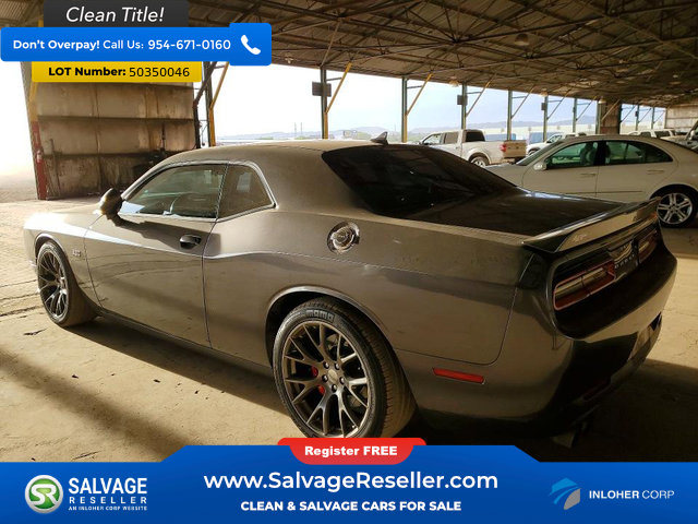 Used 2016 Dodge Challenger SRT image 3