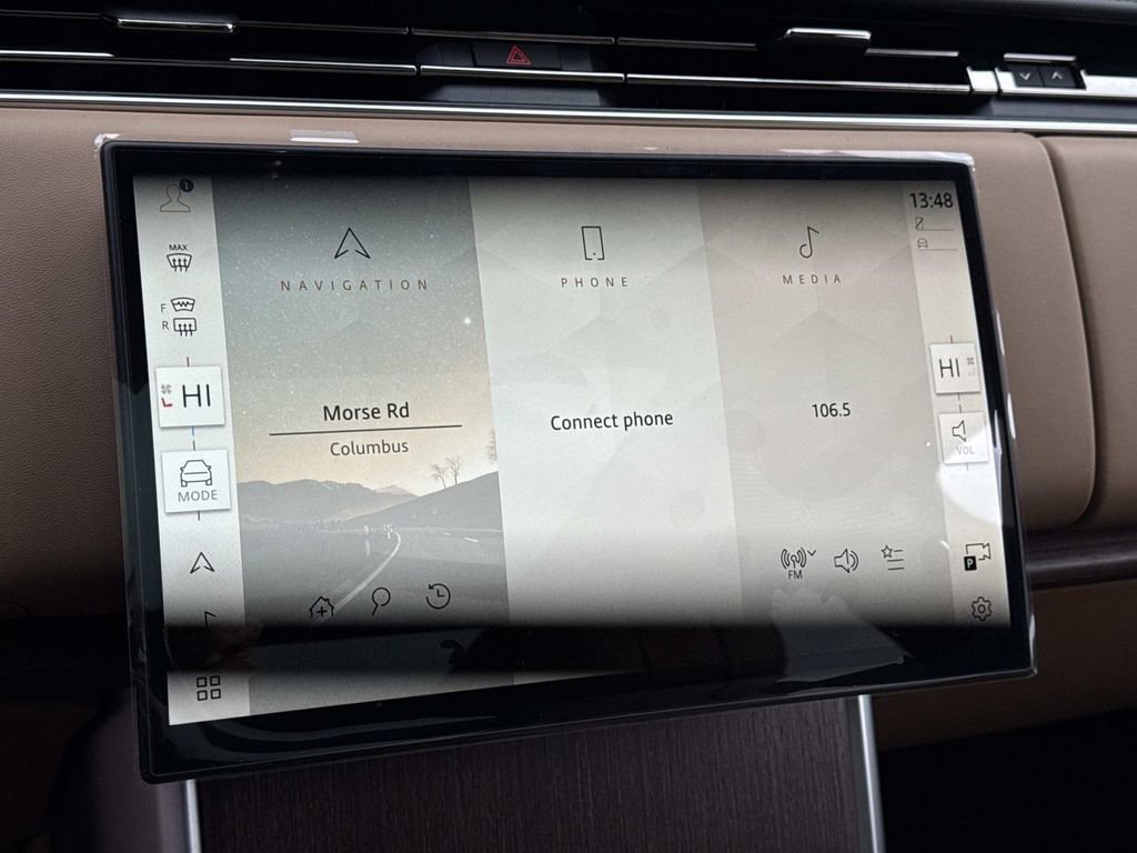 New 2025 Land Rover Range Rover SE AWD/4WD image 22