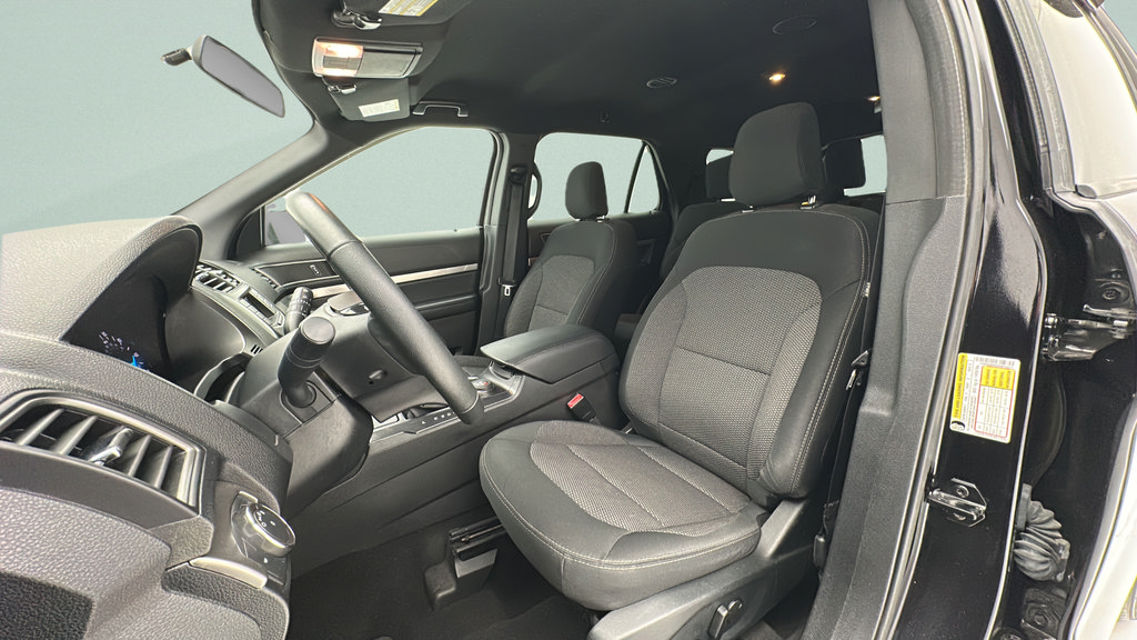 Used 2019 Ford Explorer XLT w/ Class III Trailer Tow Package AWD/4WD image 15