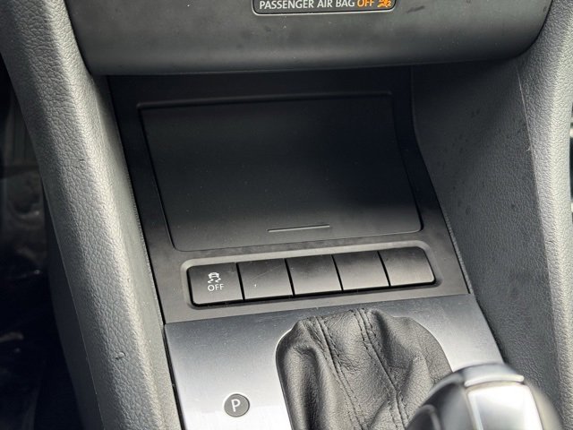 Used 2014 Volkswagen Golf 4-Door image 11