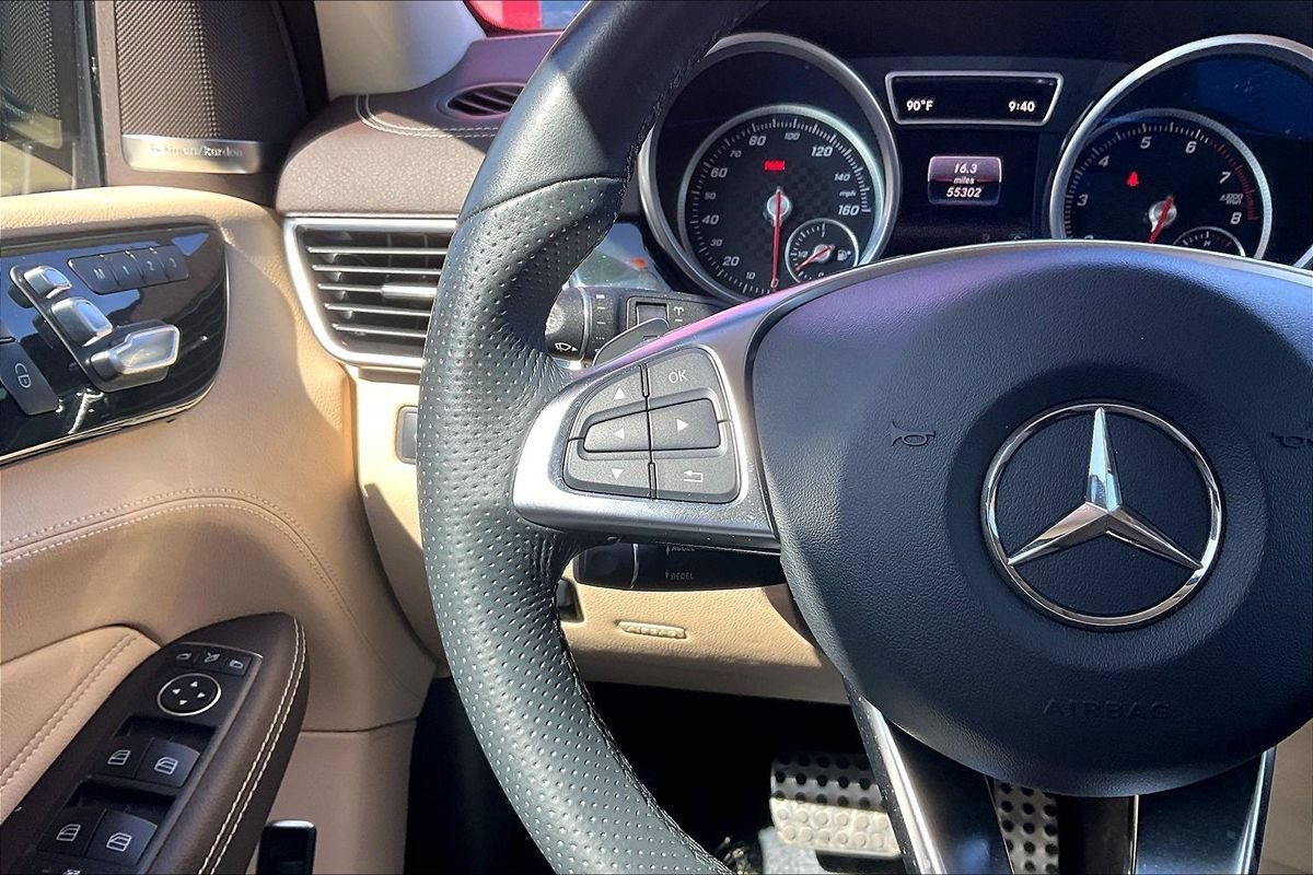 Used 2017 Mercedes-Benz GLE 43 AMG 4MATIC image 4