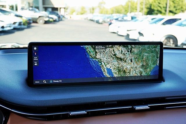 Used 2024 Genesis GV70 2.5T w/ Advanced Package AWD/4WD image 27
