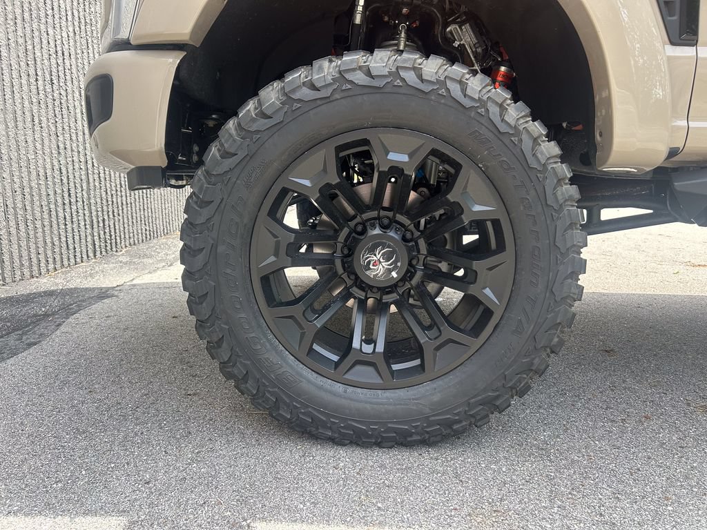 New 2026 Ford F250 Lariat w/ Black Appearance Package AWD/4WD image 44