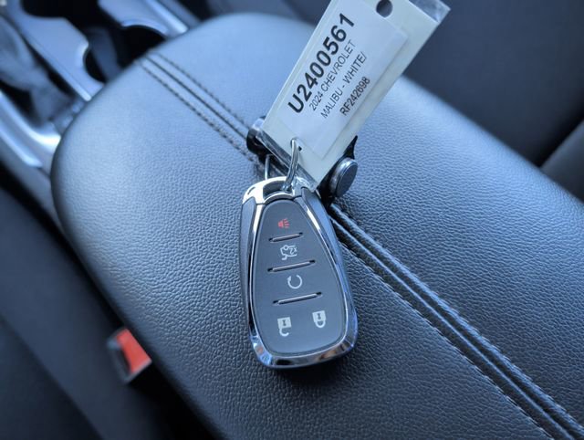 Used 2024 Chevrolet Malibu LT w/ Sport Edition FWD image 26