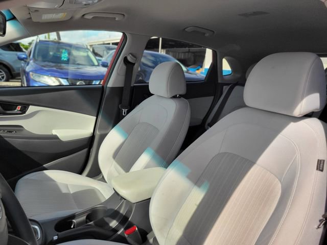 Used 2023 Hyundai Kona SEL image 19