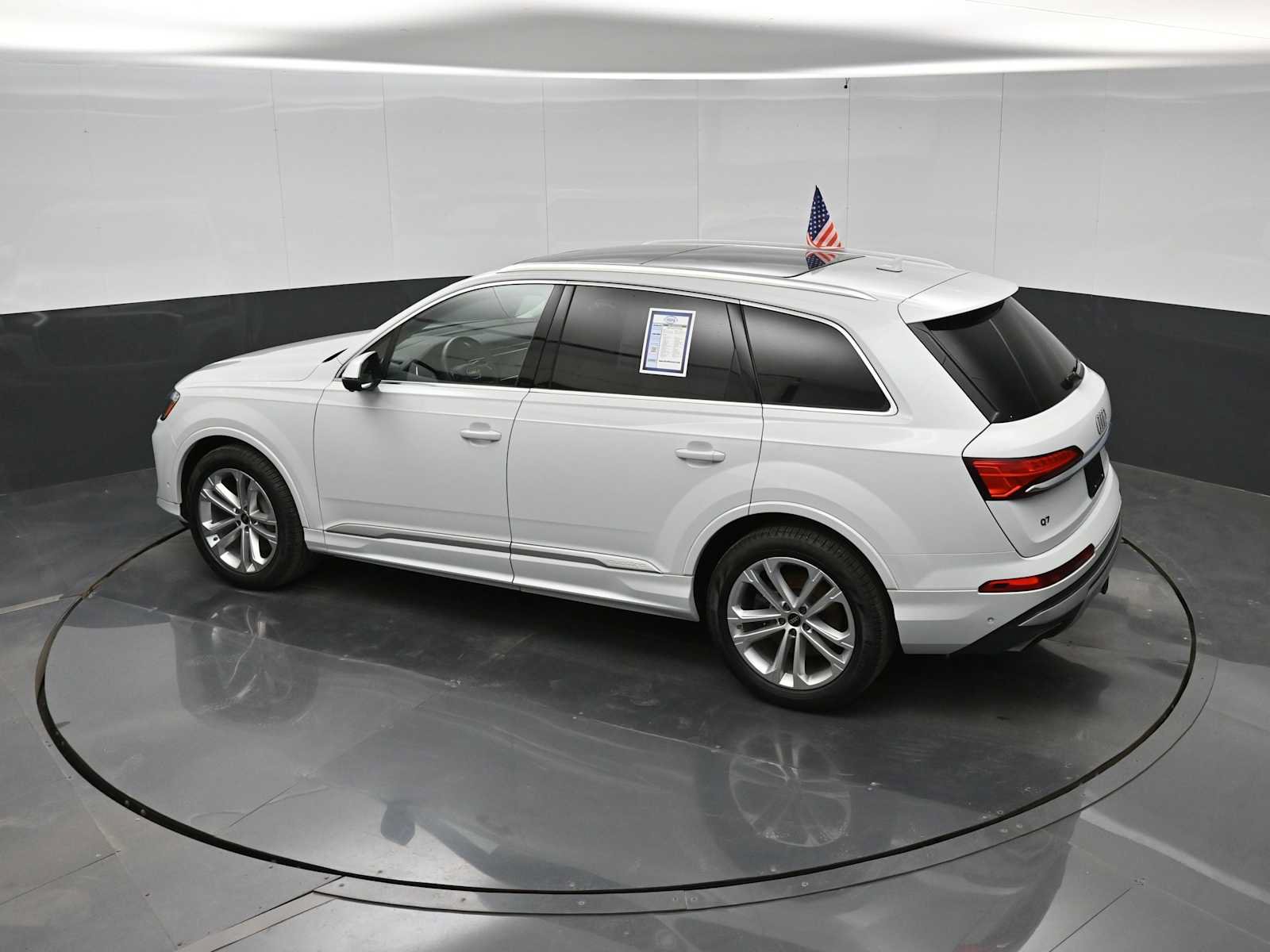 Used 2025 Audi Q7 3.0T Prestige w/ Prestige Package AWD/4WD image 26