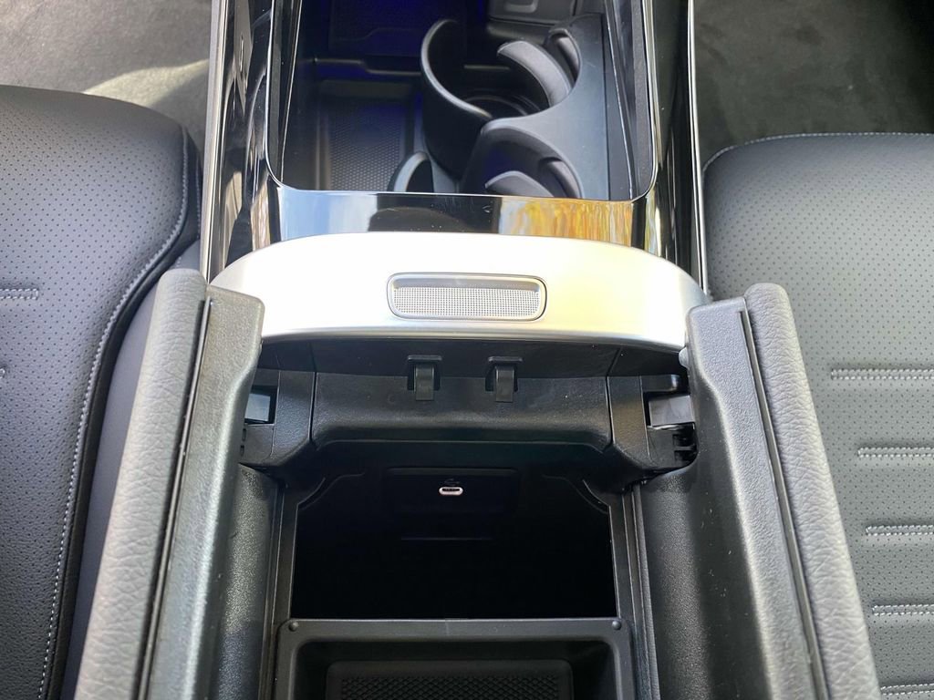 Certified 2025 Mercedes-Benz GLC 300 4MATIC image 39