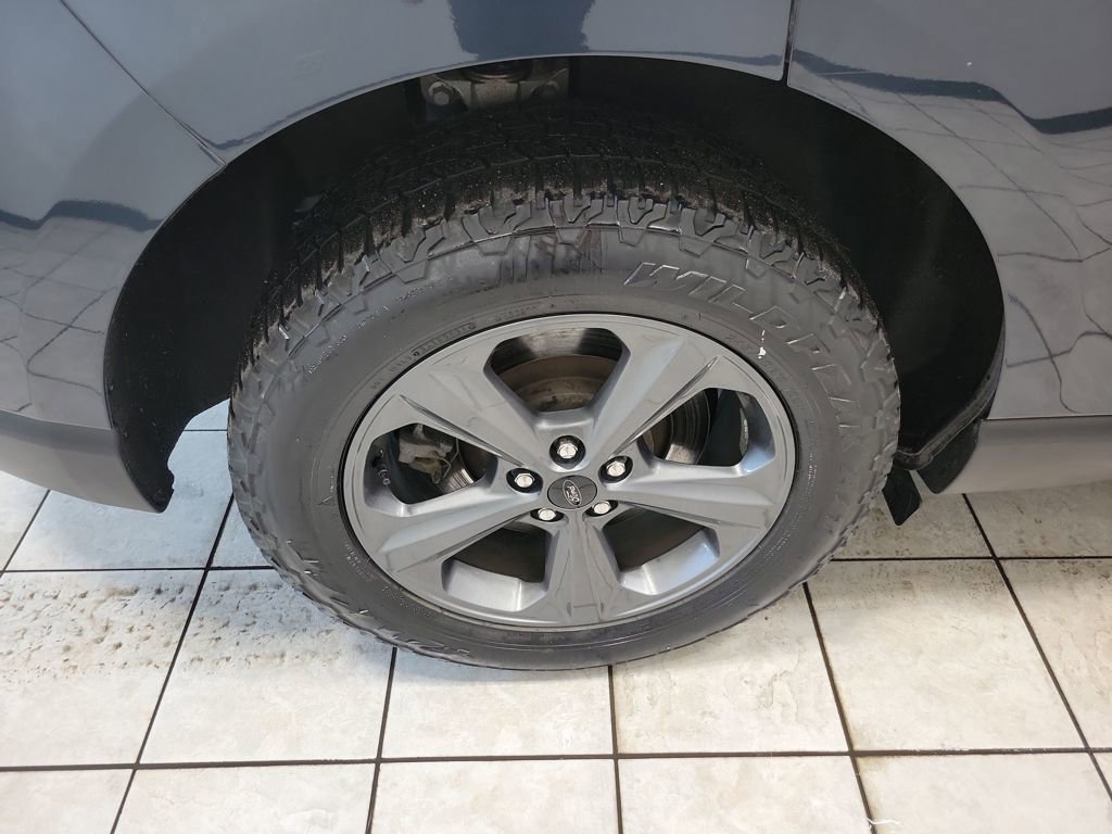 Used 2022 Ford Edge SEL w/ Sport Appearance Package image 47