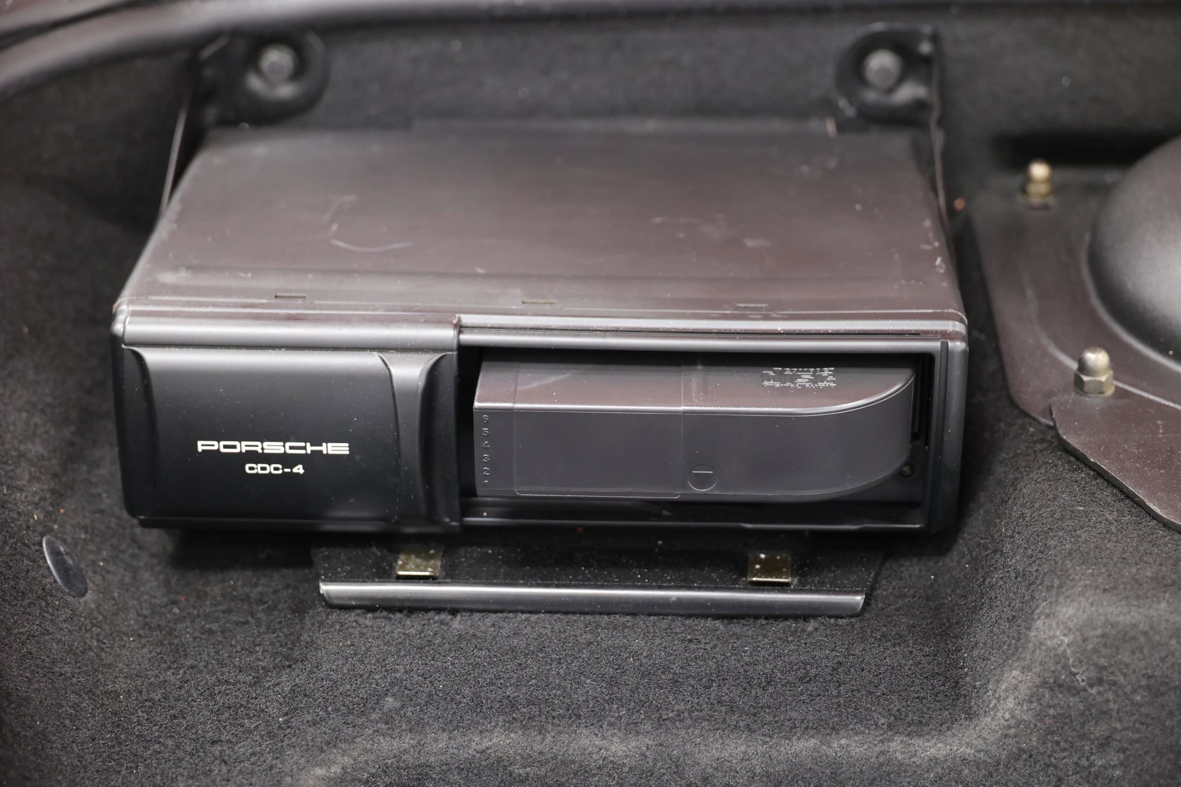 Used 2005 Porsche 911 Turbo image 91