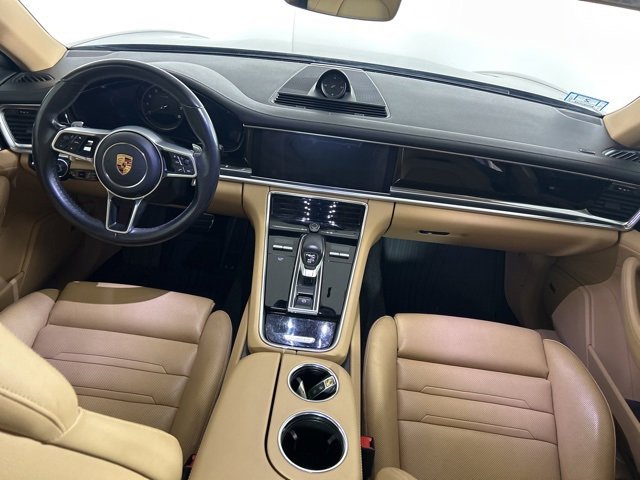 Used 2018 Porsche Panamera 4S image 16