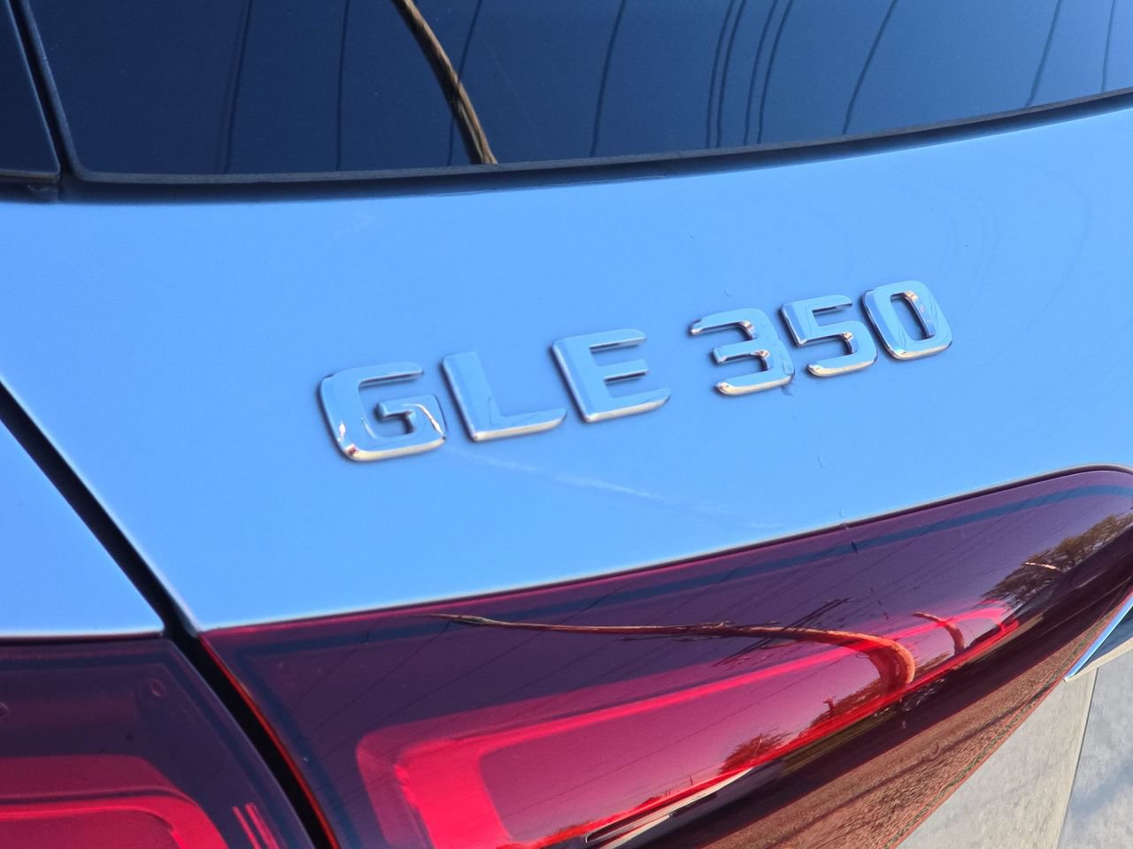 Used 2025 Mercedes-Benz GLE 350 4MATIC image 33