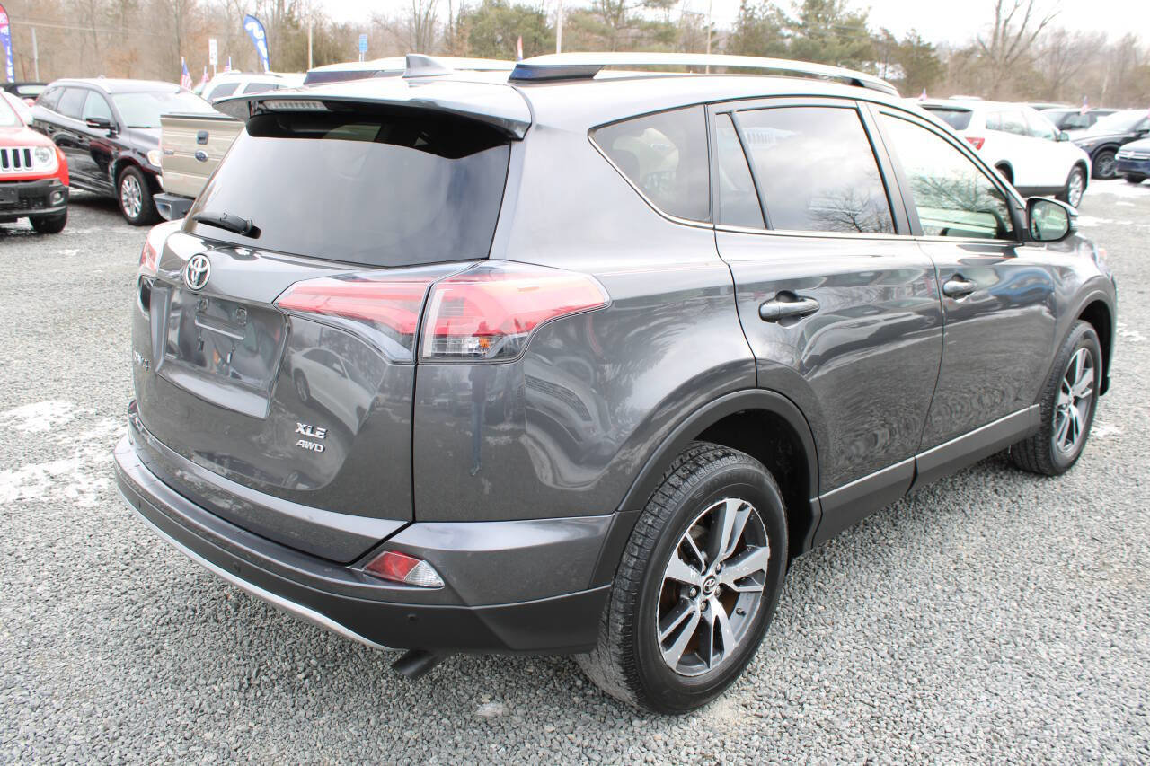 Used 2017 Toyota RAV4 XLE image 7