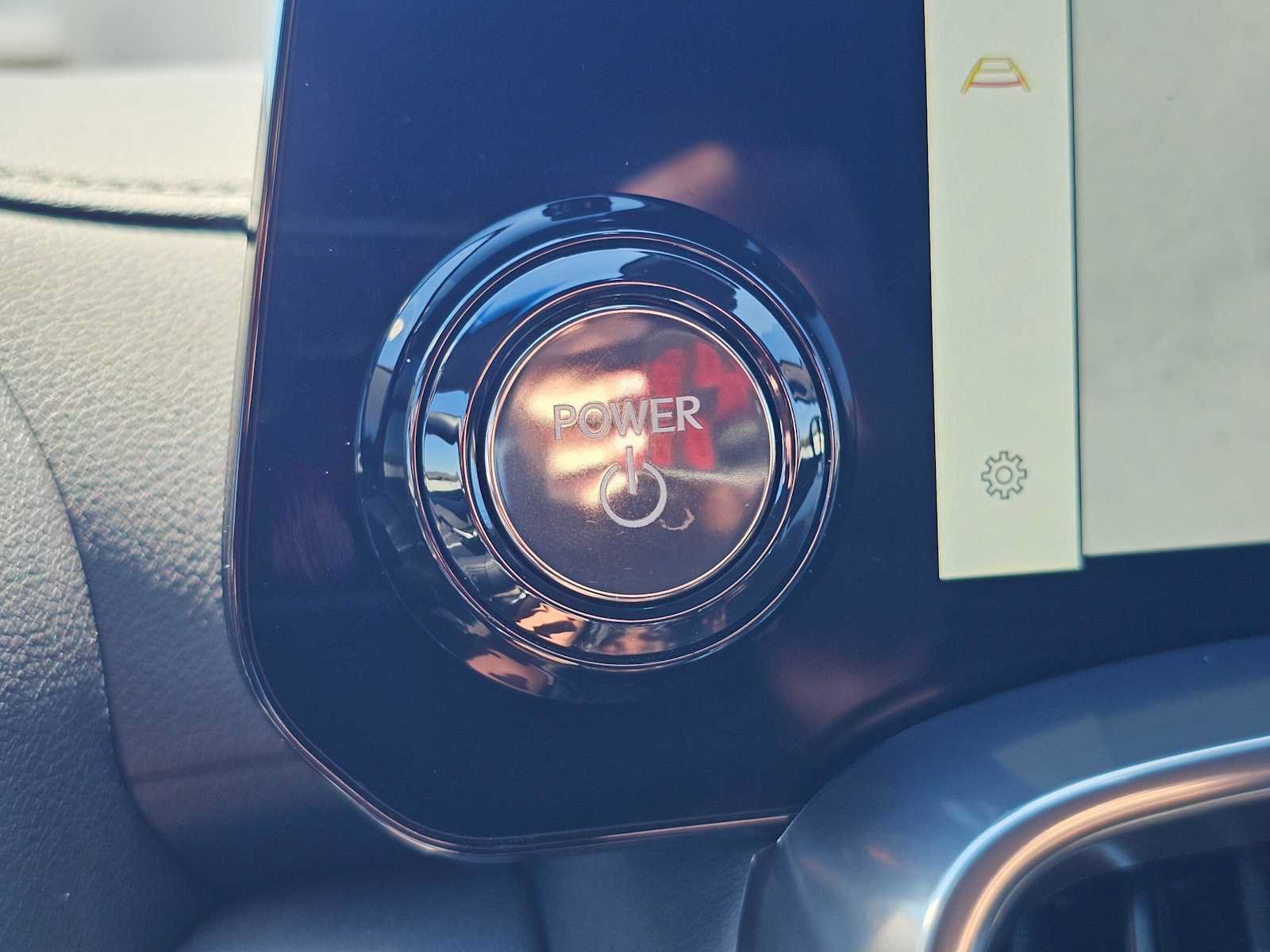 Certified 2025 Lexus LX 700h Overtrail AWD/4WD image 31