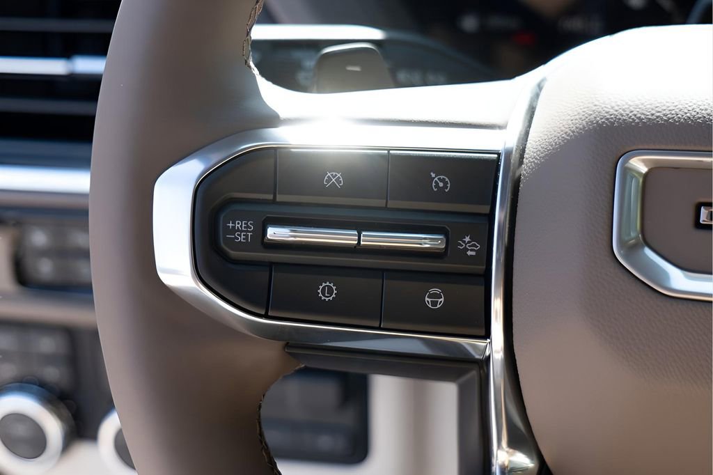 New 2026 GMC Yukon XL Denali w/ Denali Reserve Package image 12