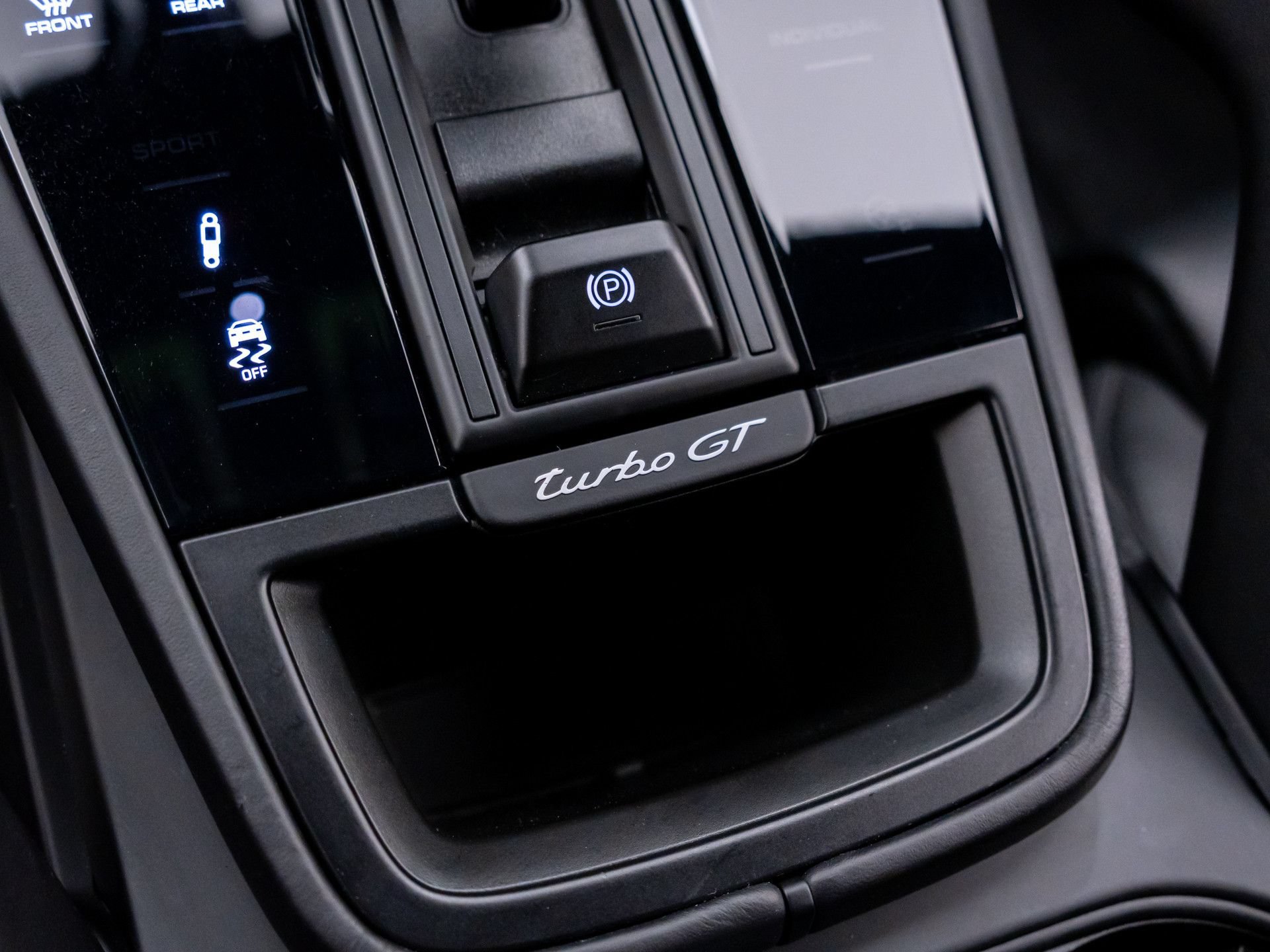 Certified 2022 Porsche Cayenne Turbo GT AWD/4WD image 24