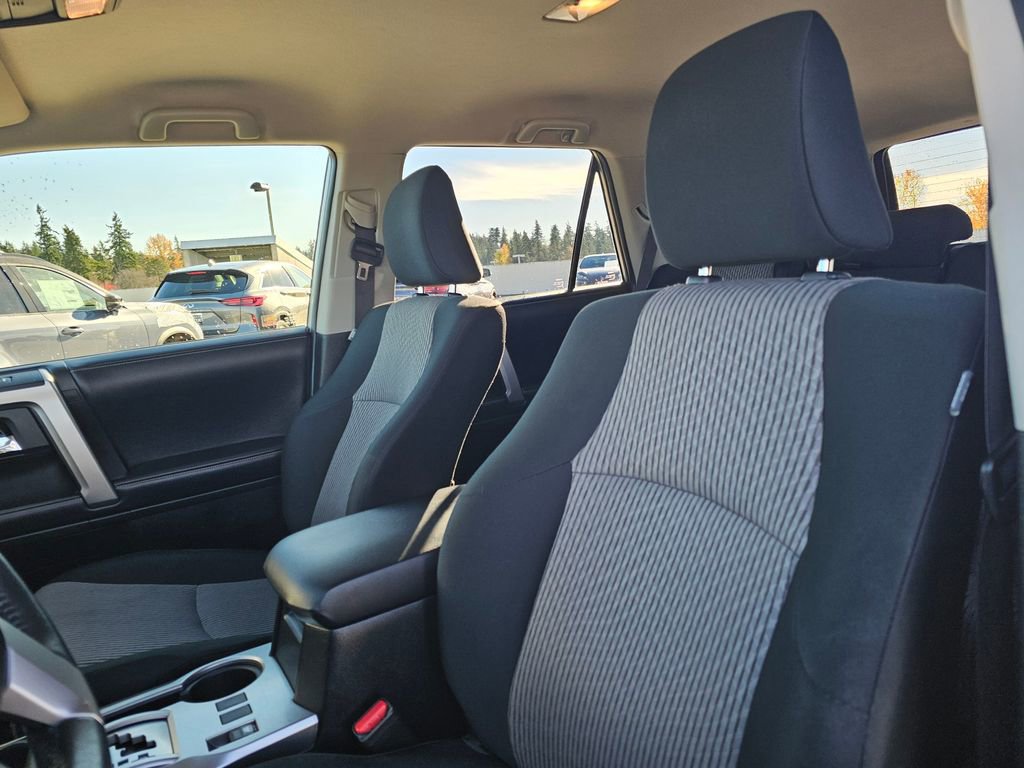 Used 2018 Toyota 4Runner SR5 image 24