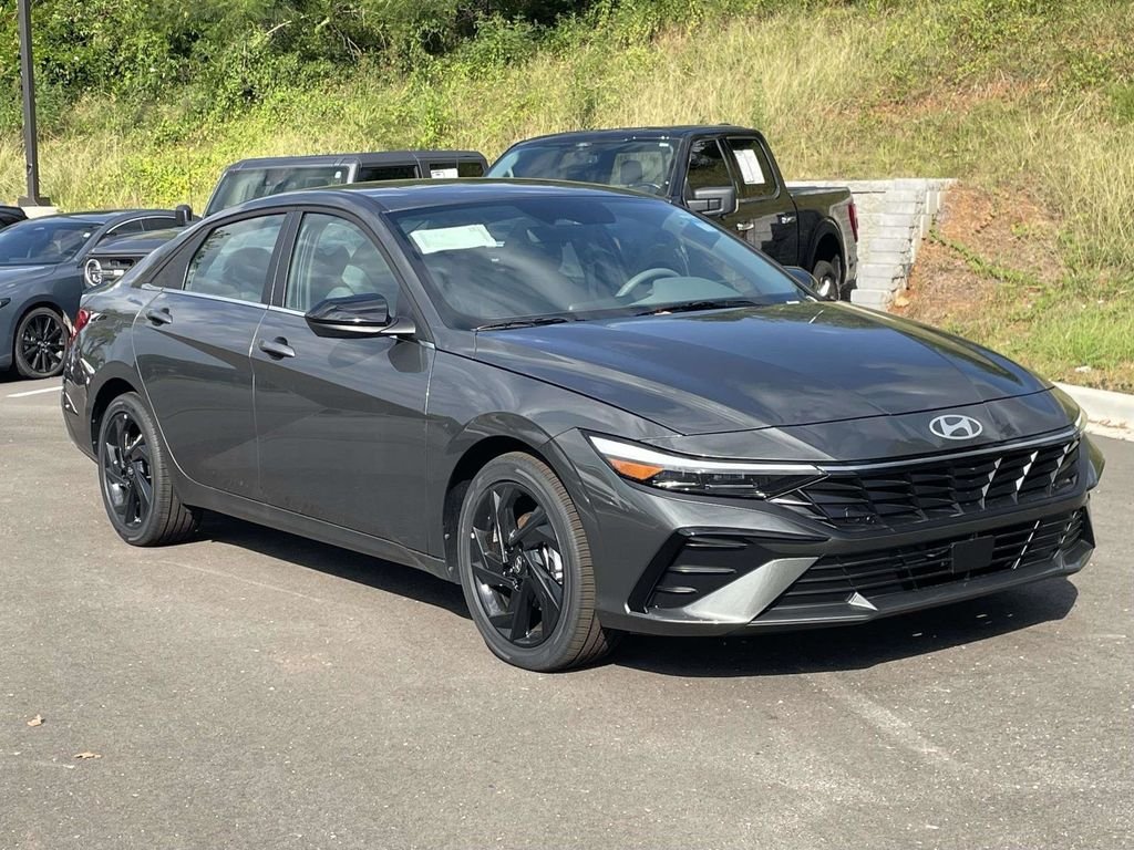 New 2026 Hyundai Elantra SEL Sport Premium FWD image 1