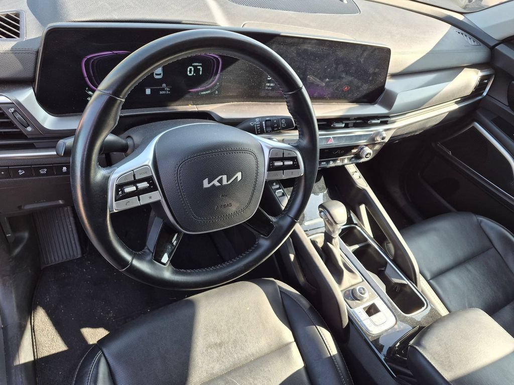 Used 2025 Kia Telluride S AWD/4WD image 12