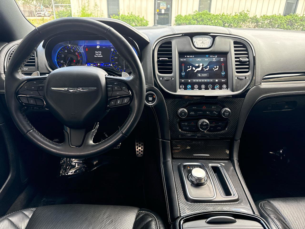 Used 2023 Chrysler 300 C RWD image 20