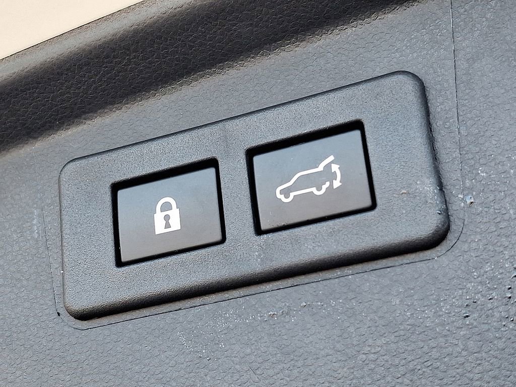 Used 2023 Subaru Outback Wilderness image 31