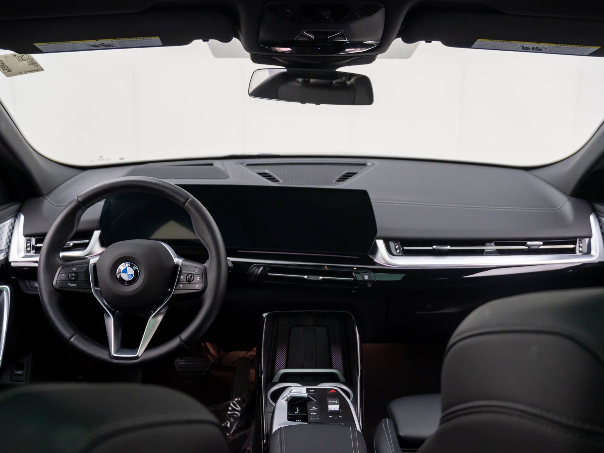 Certified 2025 BMW X2 xDrive28i w/ Premium Package AWD/4WD image 10