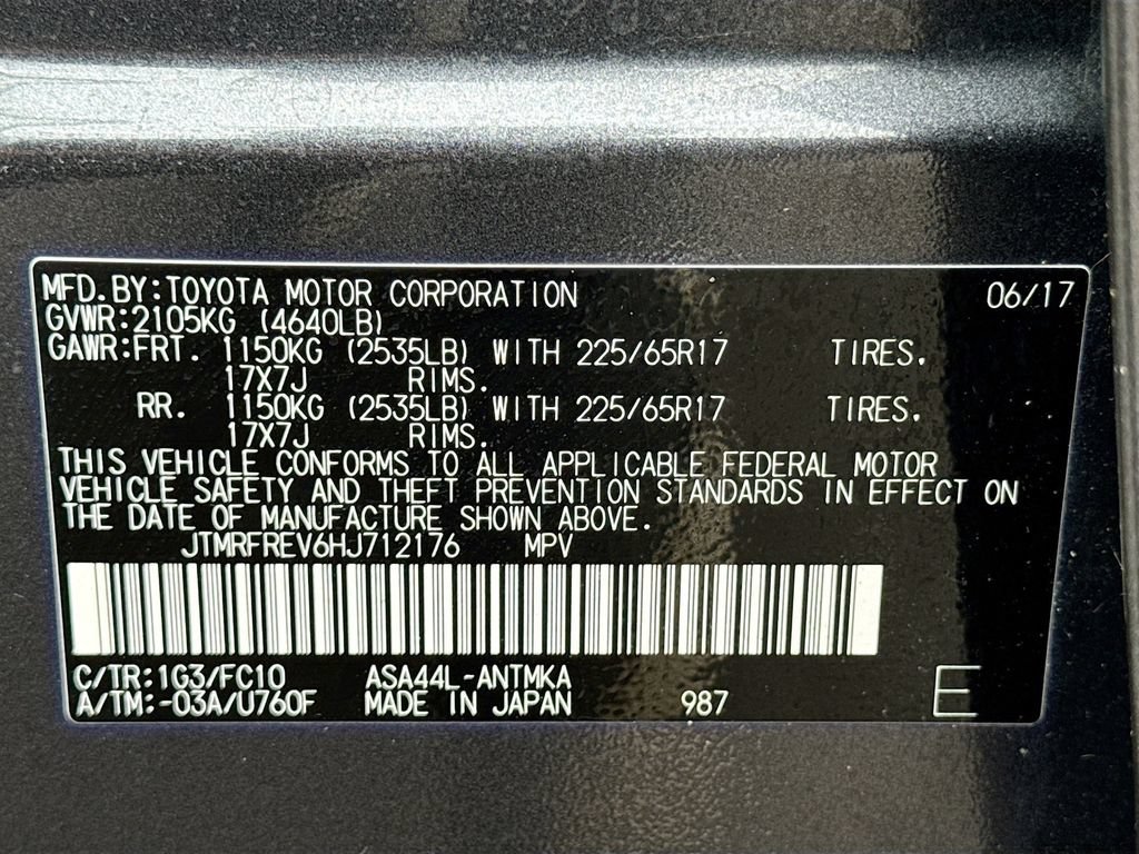 Used 2017 Toyota RAV4 XLE AWD/4WD image 28
