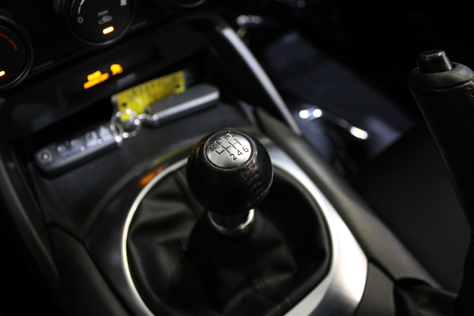 Used 2016 MAZDA MX-5 Miata Sport image 31