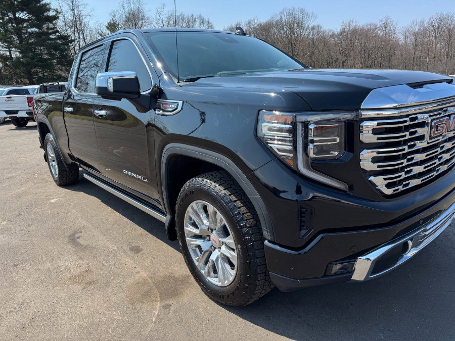 Used 2024 GMC Sierra 1500 Denali AWD/4WD image 12