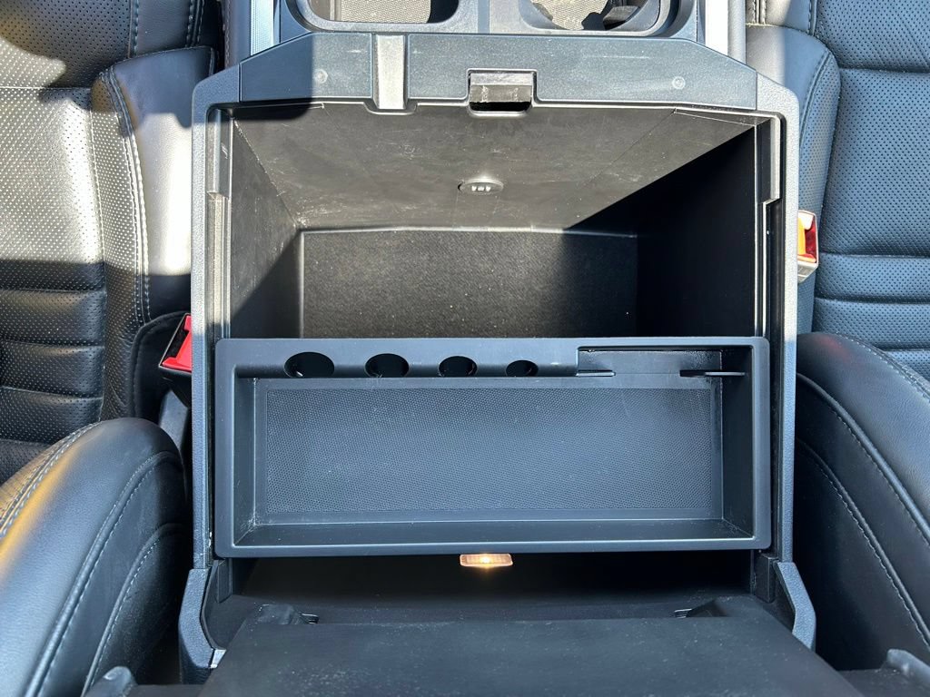 Used 2025 Ford F250 Platinum AWD/4WD image 23