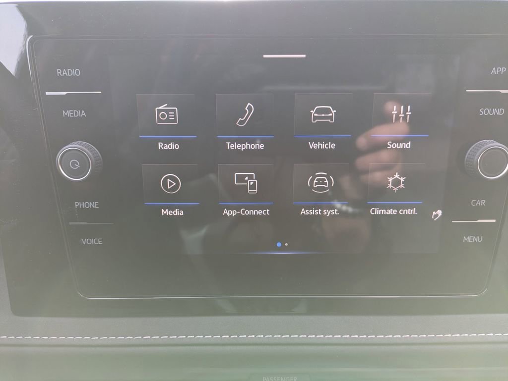 New 2026 Volkswagen Taos SE AWD/4WD image 21