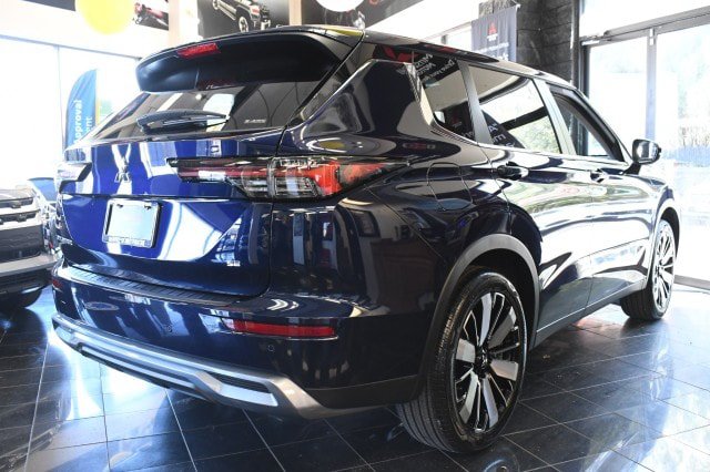 New 2026 Mitsubishi Outlander SE AWD/4WD image 17