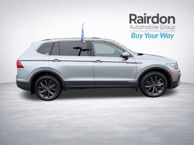 Used 2023 Volkswagen Tiguan SE AWD/4WD image 8