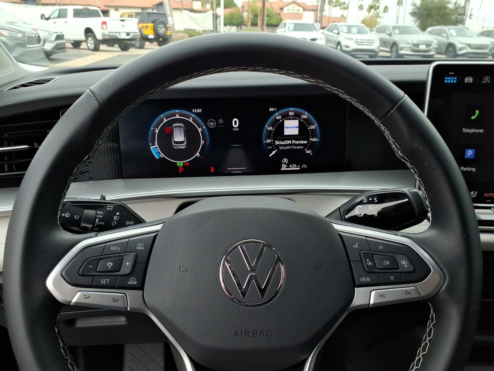 Certified 2025 Volkswagen Tiguan SE AWD/4WD image 26