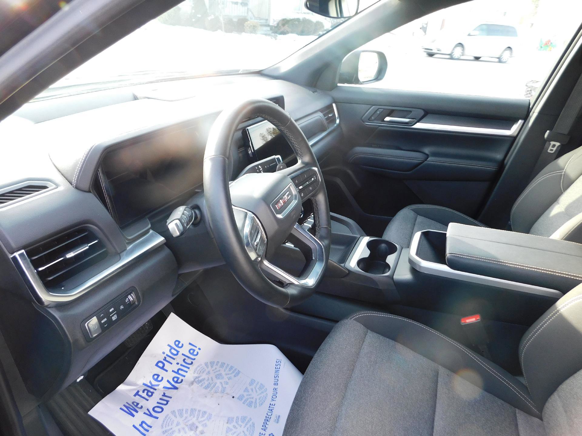 Used 2025 GMC Terrain Elevation image 20