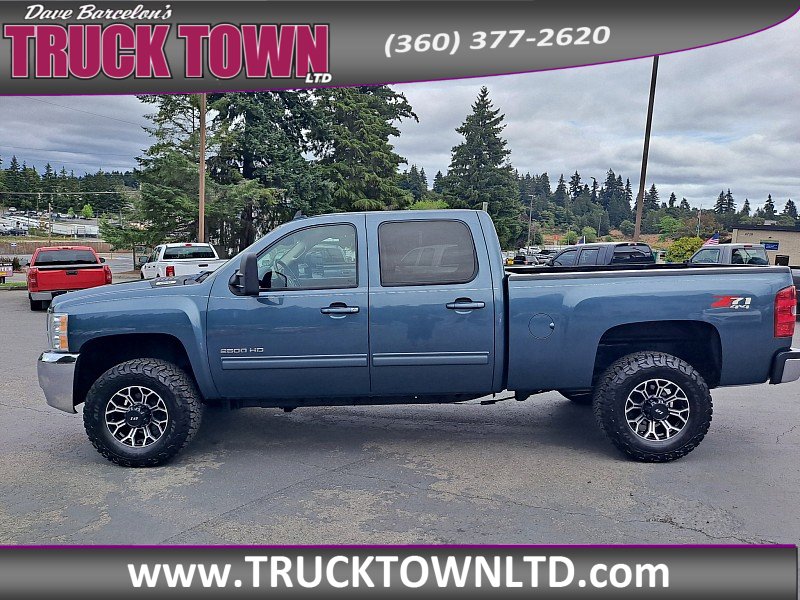 Used 2010 Chevrolet Silverado 2500 LTZ w/ Convenience Package image 7