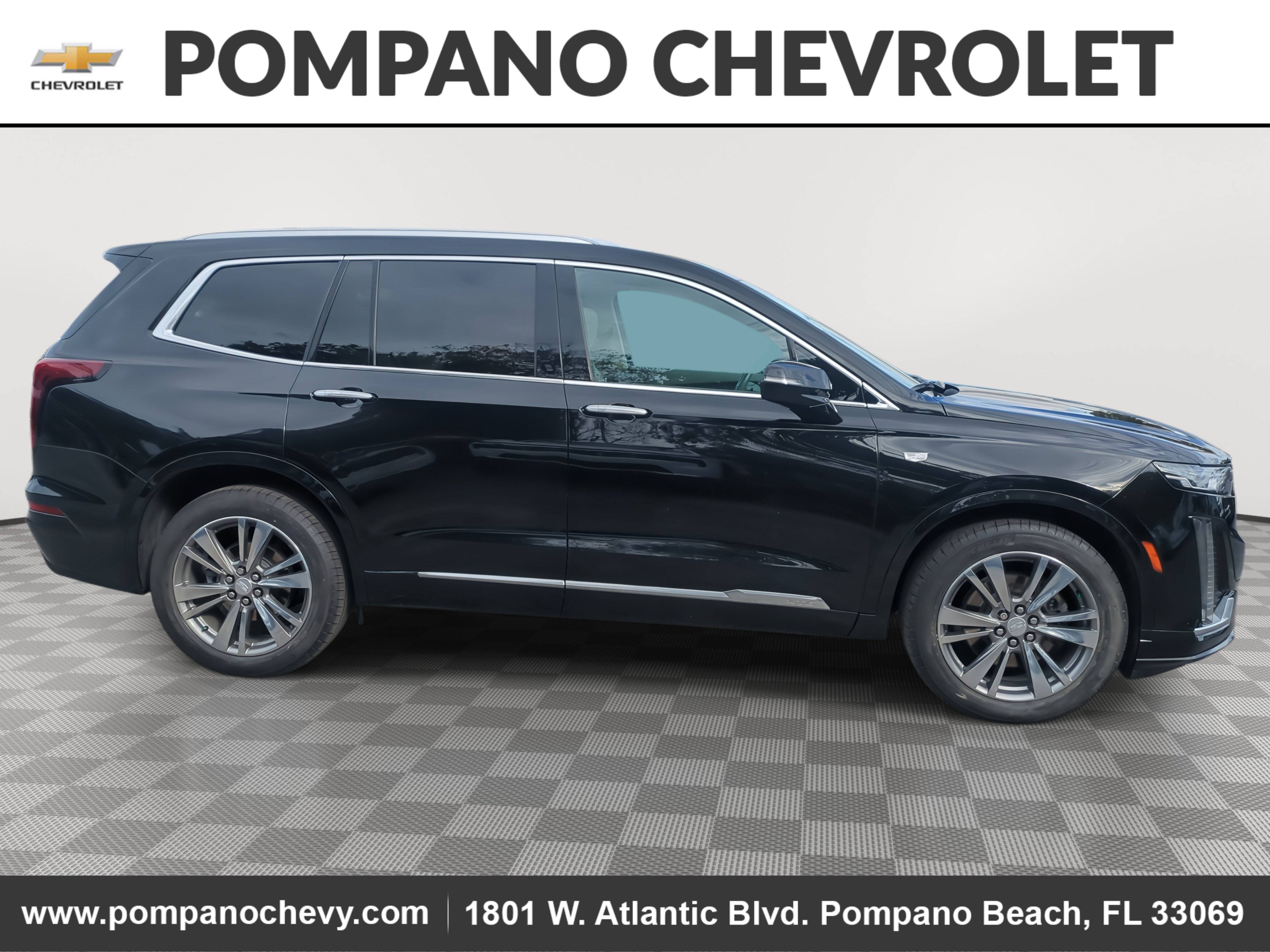 Used 2021 Cadillac XT6 Premium Luxury image 2