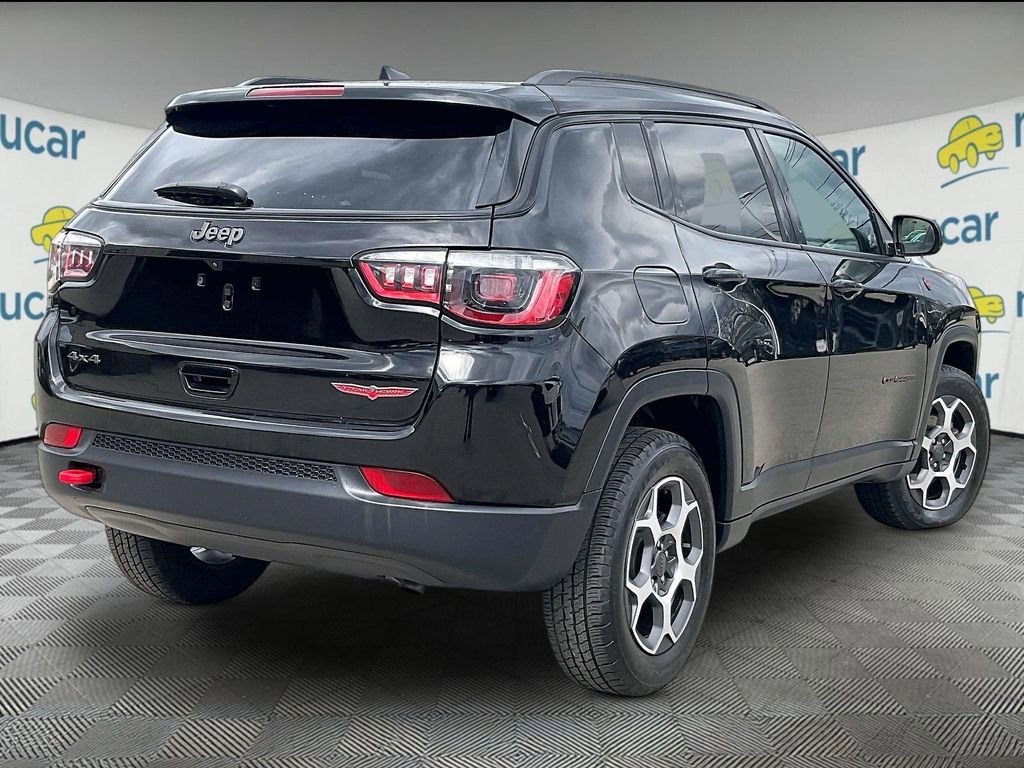 Used 2022 Jeep Compass Trailhawk AWD/4WD image 6