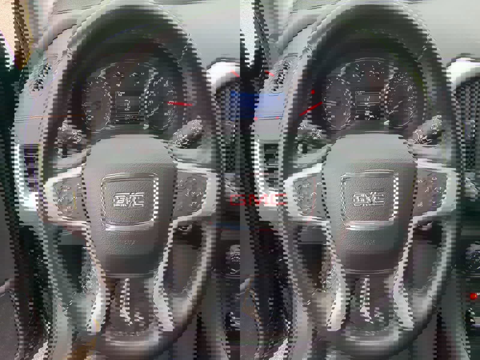 Used 2020 GMC Terrain SLE w/ LPO, Floor Liner Package image 22