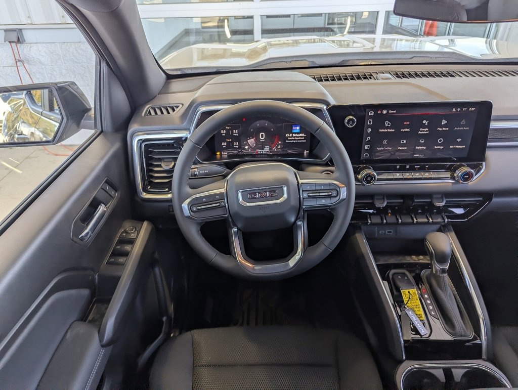 New 2026 GMC Canyon Elevation image 3