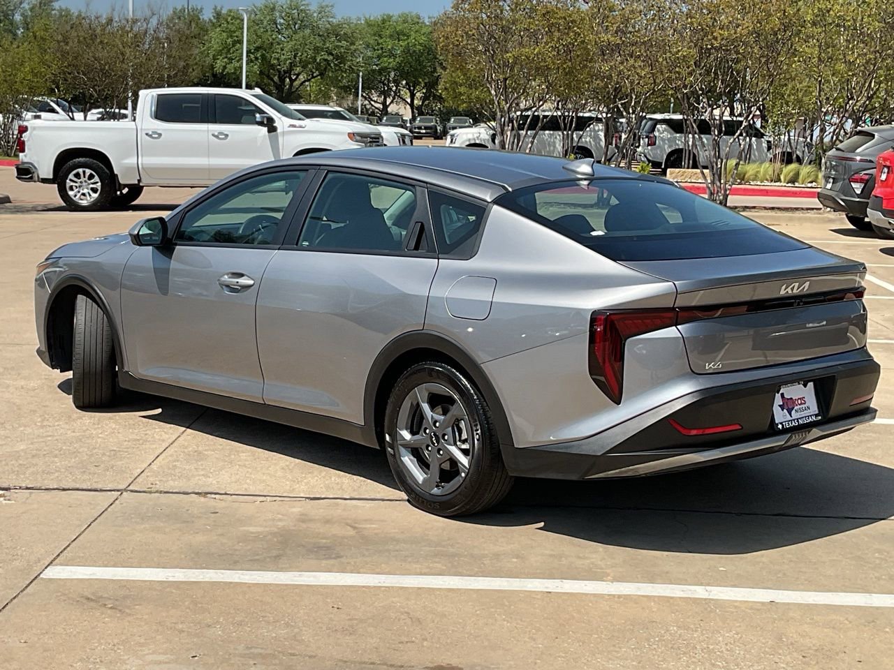 Used 2025 Kia K4 LXS image 7