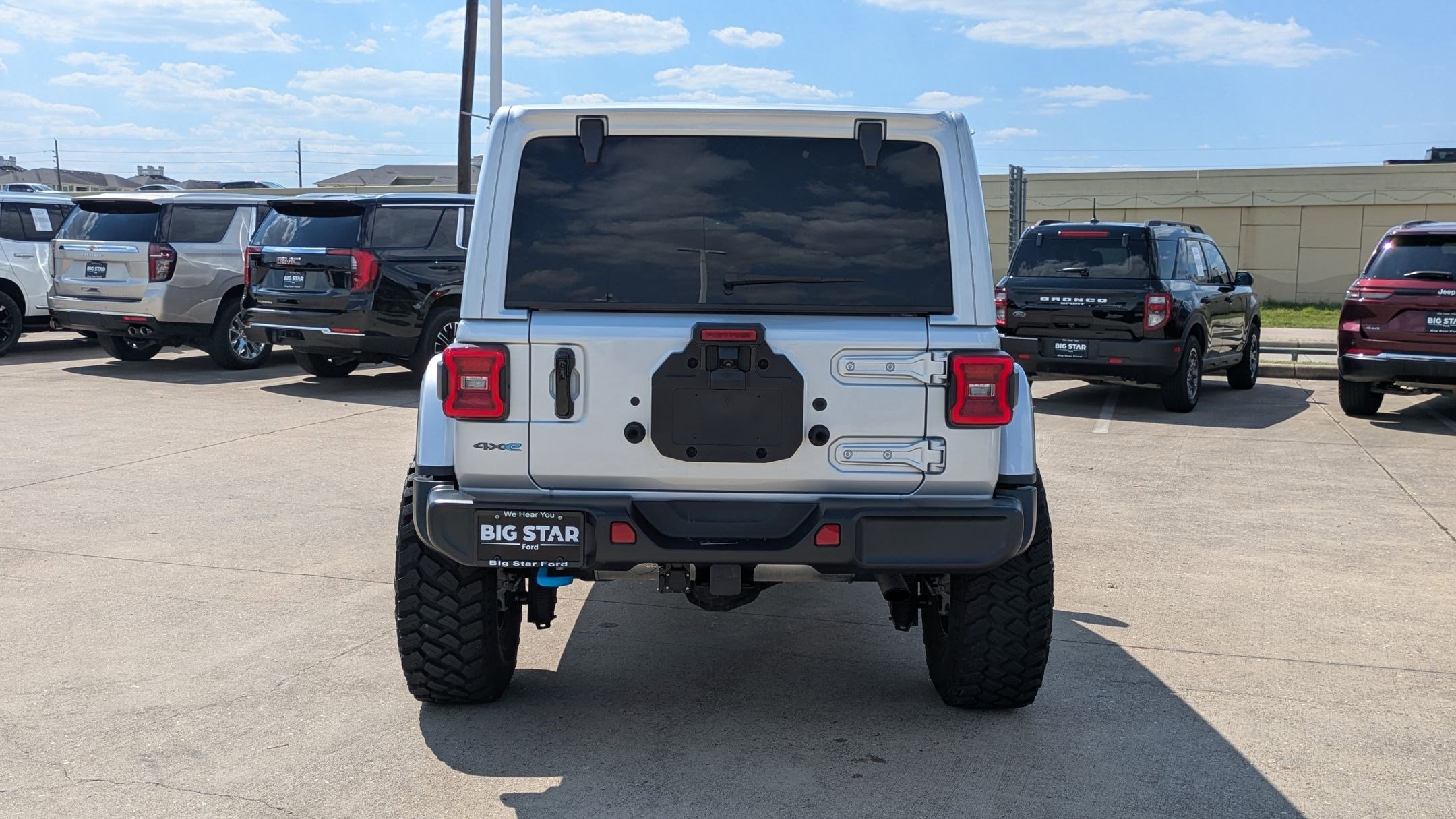Used 2022 Jeep Wrangler Unlimited Rubicon 4xe image 5
