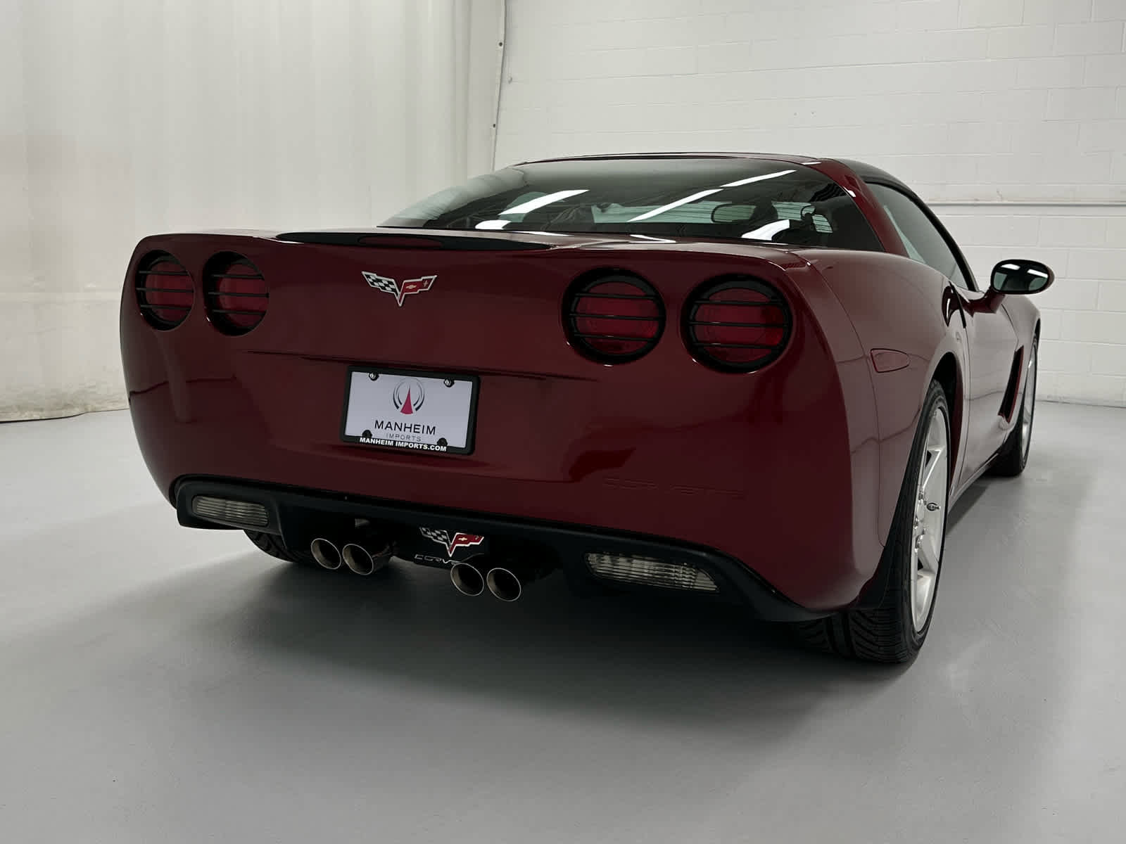 Used 2006 Chevrolet Corvette Coupe w/ Preferred Equipment Group RWD image 6