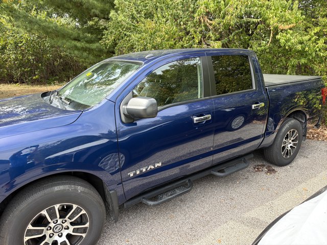Used 2021 Nissan Titan SV w/ SV Convenience Package AWD/4WD image 6